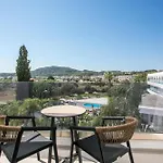 Vanik Hotel *