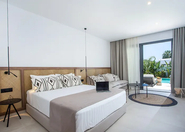 Vanik Hotel