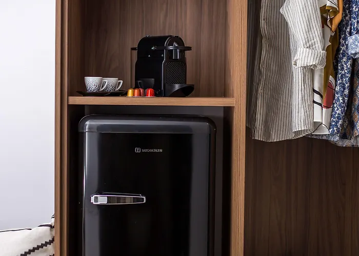 Vanik فندق فاليراكي